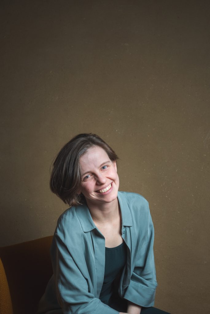 portrait-woman-cpbild-foto-christoph pluennecke-2020-melina-gallus-4