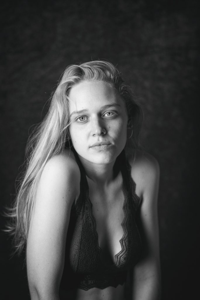 portrait-woman-cpbild-foto-christoph pluennecke-2022-2-fatou-rogalski-8