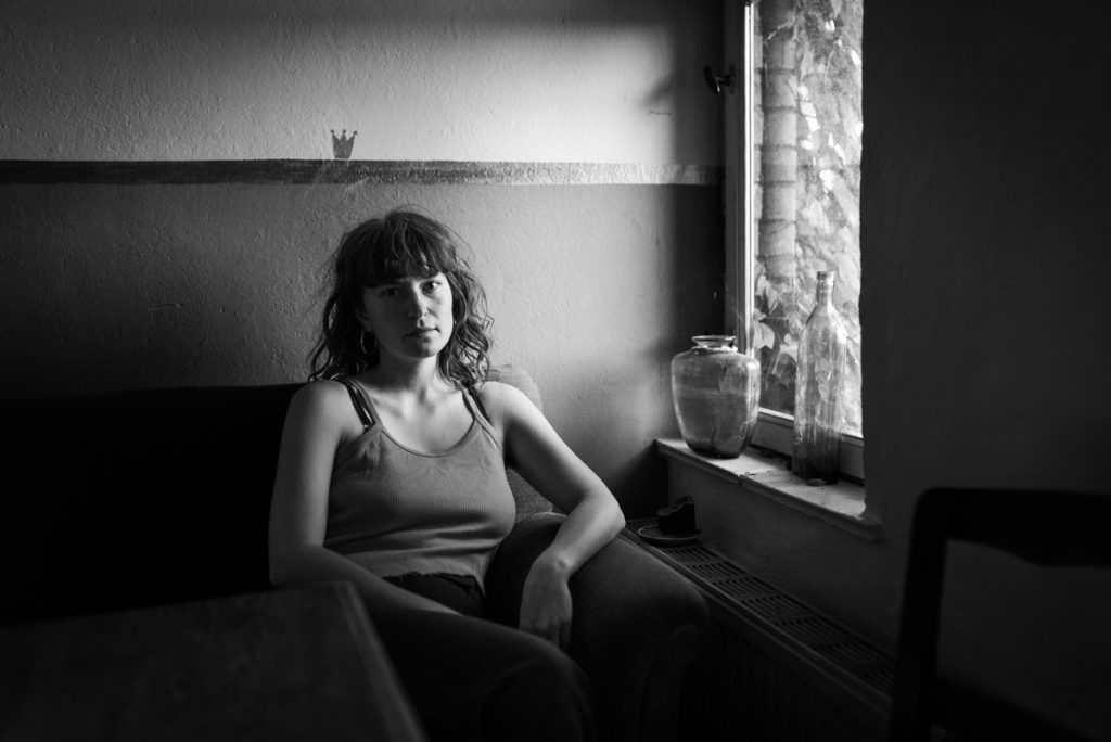 portrait-woman-cpbild-foto-christoph pluennecke-jana pluns-9