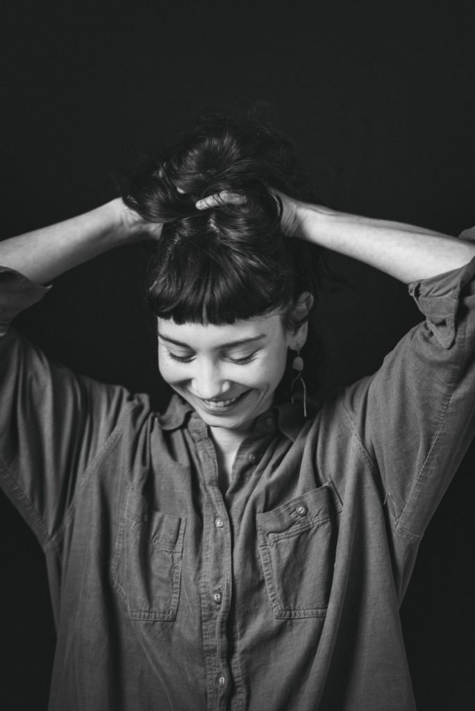 portrait-woman-cpbild-foto-christoph pluennecke-louise lazos-1