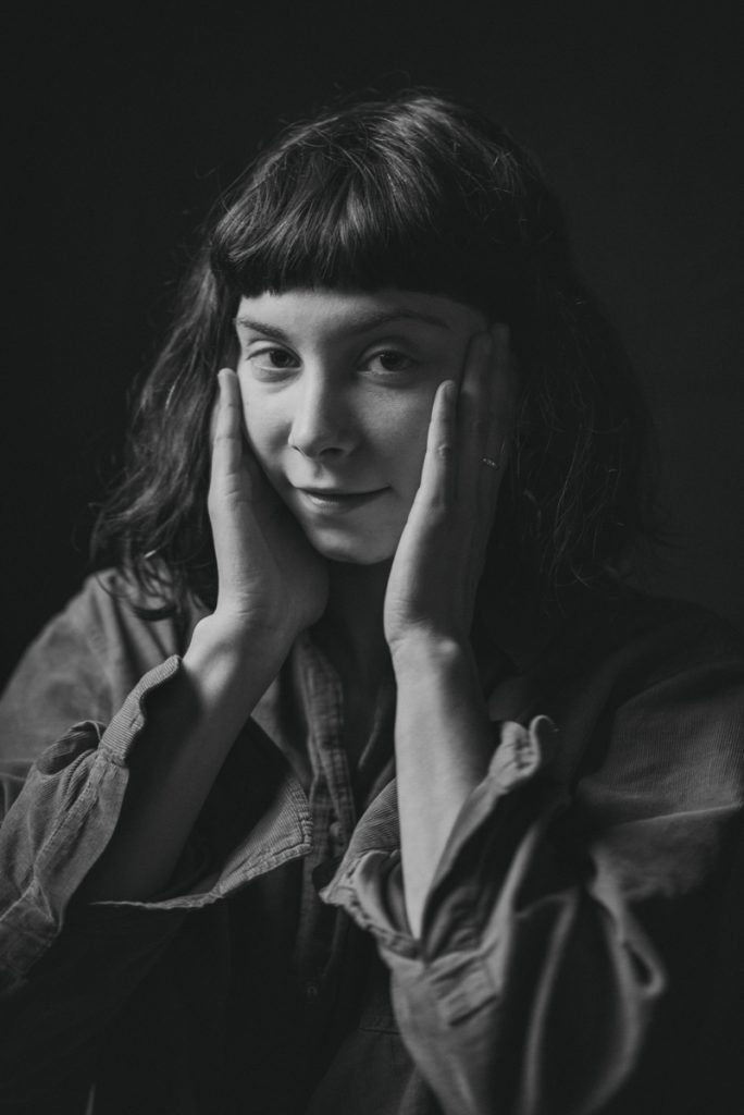 portrait-woman-cpbild-foto-christoph pluennecke-louise lazos-10