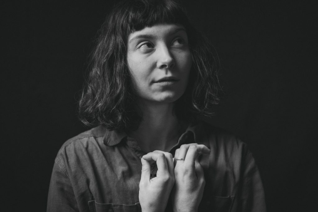 portrait-woman-cpbild-foto-christoph pluennecke-louise lazos-12