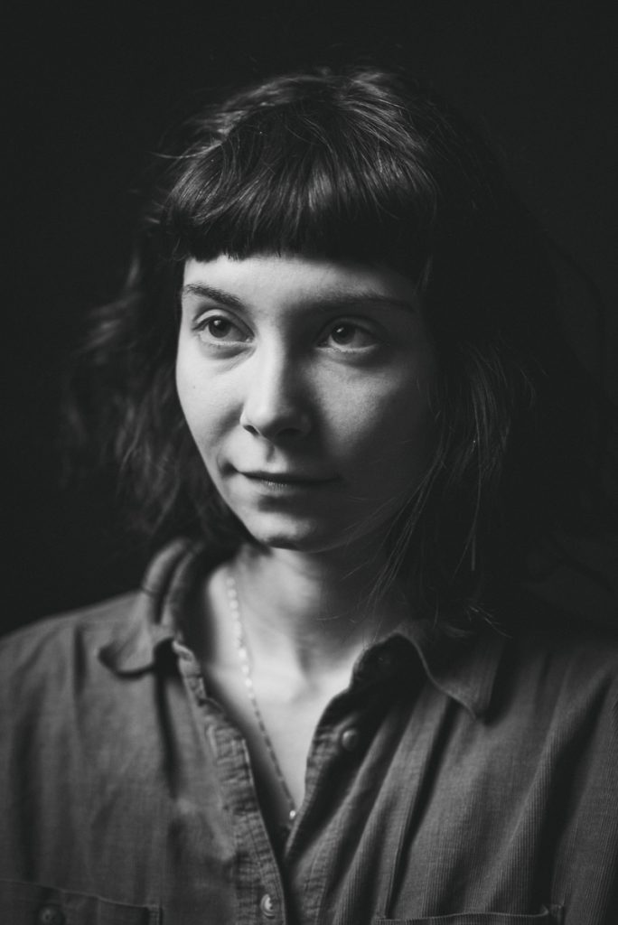 portrait-woman-cpbild-foto-christoph pluennecke-louise lazos-18