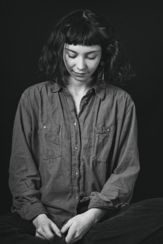 portrait-woman-cpbild-foto-christoph pluennecke-louise lazos-2