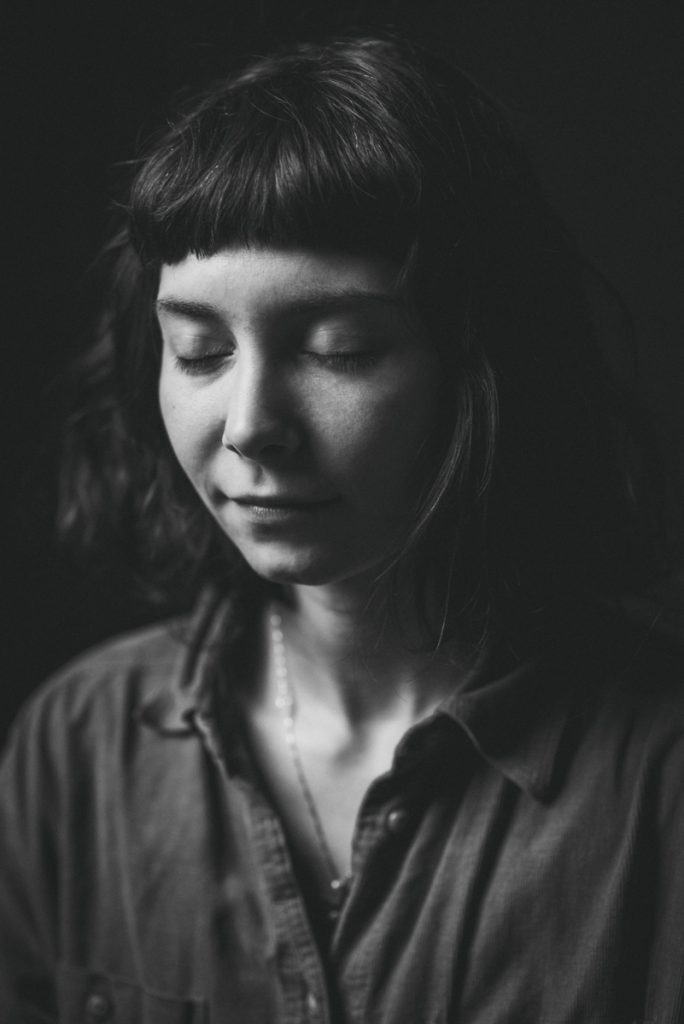 portrait-woman-cpbild-foto-christoph pluennecke-louise lazos-21