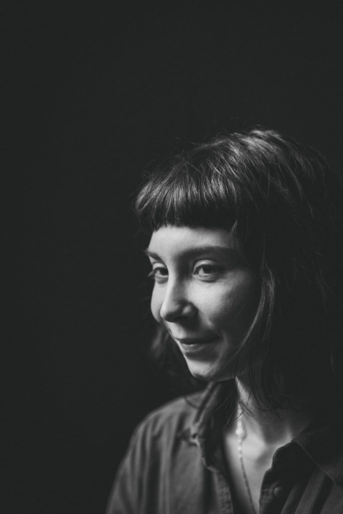 portrait-woman-cpbild-foto-christoph pluennecke-louise lazos-22