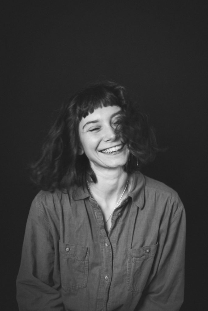 portrait-woman-cpbild-foto-christoph pluennecke-louise lazos-5