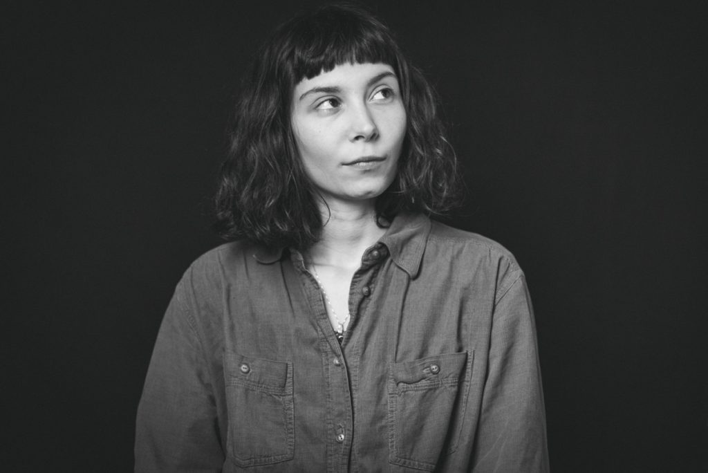 portrait-woman-cpbild-foto-christoph pluennecke-louise lazos-6