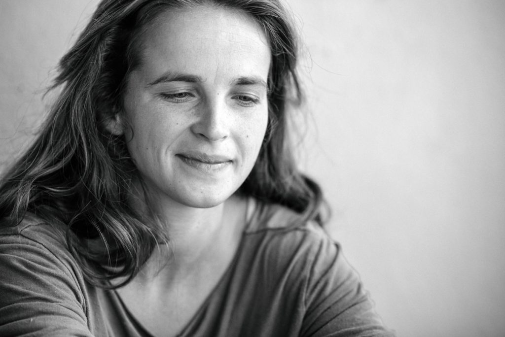 portrait-woman-cpbild-foto-christoph pluennecke-minu vogel-2