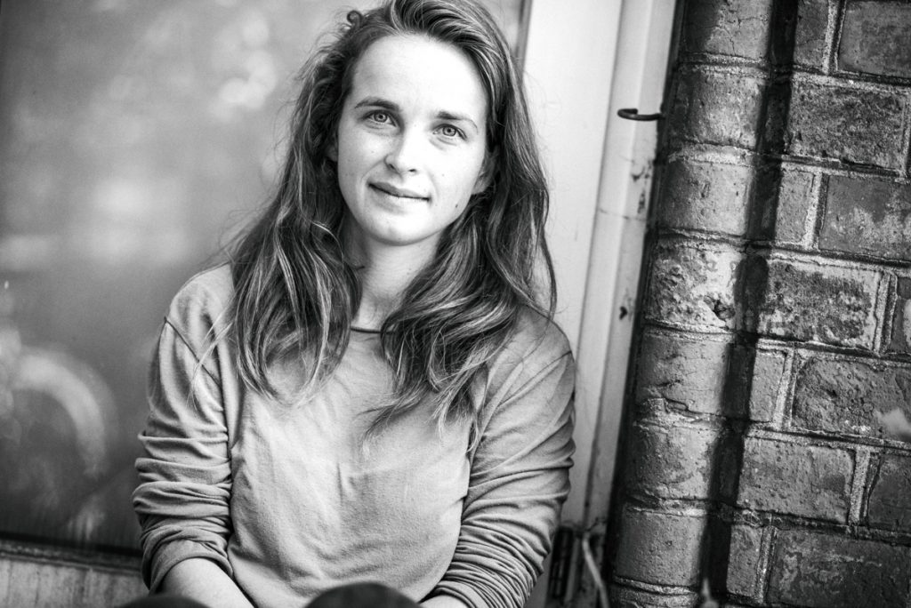 portrait-woman-cpbild-foto-christoph pluennecke-minu vogel-21