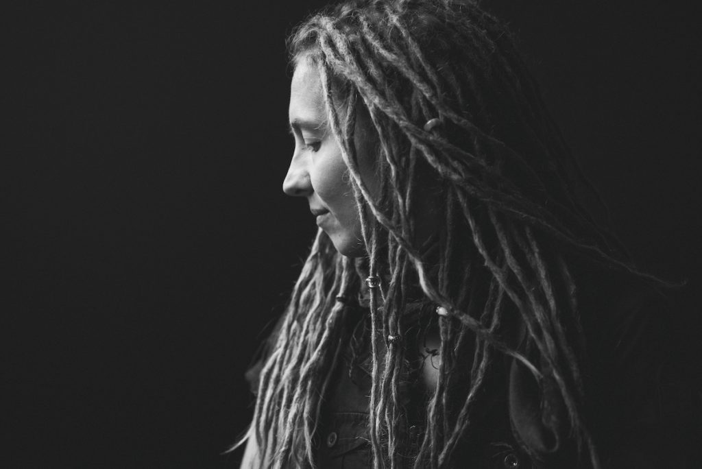 portrait-woman-cpbild-foto-photo-christoph pluennecke-carlotta Pöschel-1