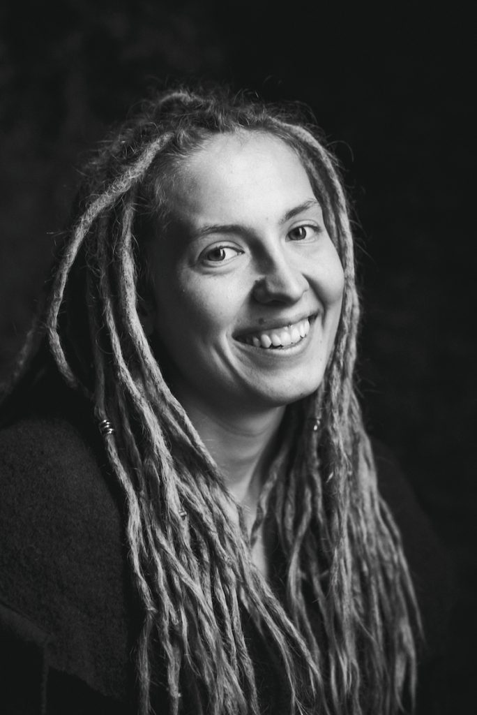 portrait-woman-cpbild-foto-photo-christoph pluennecke-carlotta Pöschel-11