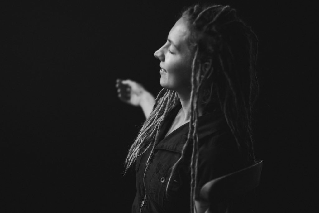 portrait-woman-cpbild-foto-photo-christoph pluennecke-carlotta Pöschel-4