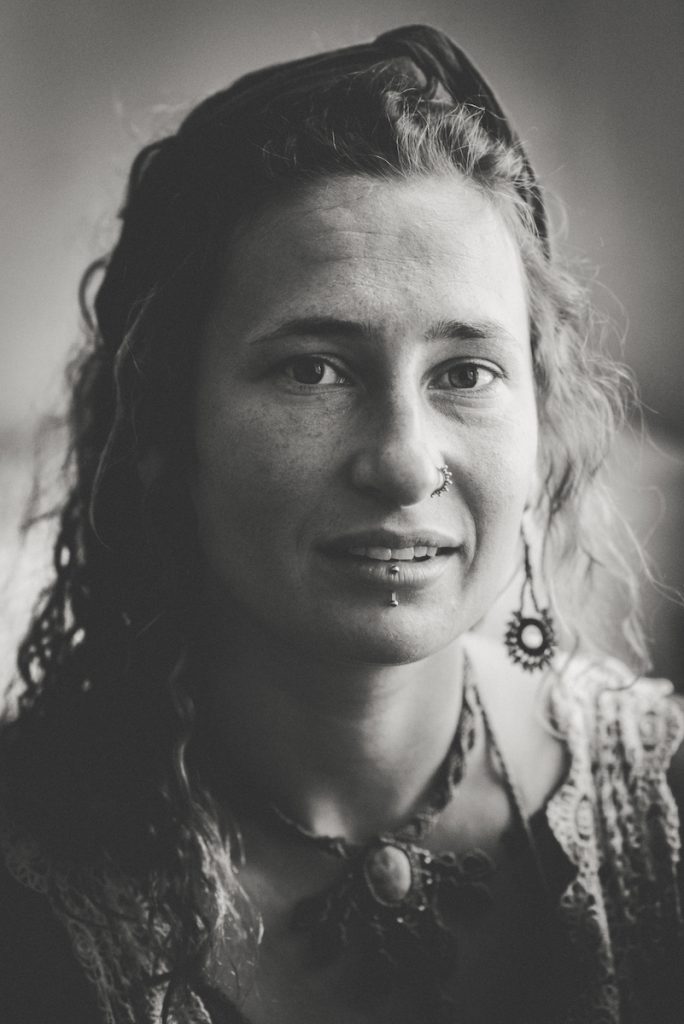 portrait-woman-cpbild-foto-photo-christoph pluennecke-cora-g-9