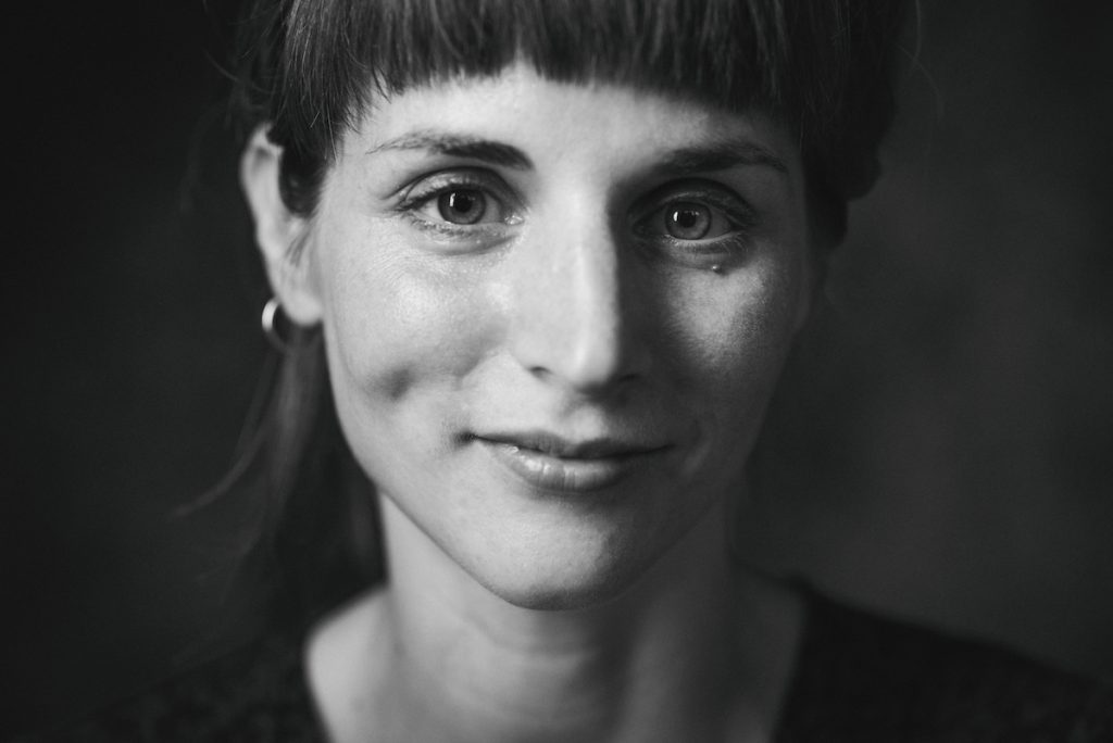 portrait-woman-cpbild-foto-photo-christoph pluennecke-lea-r-8